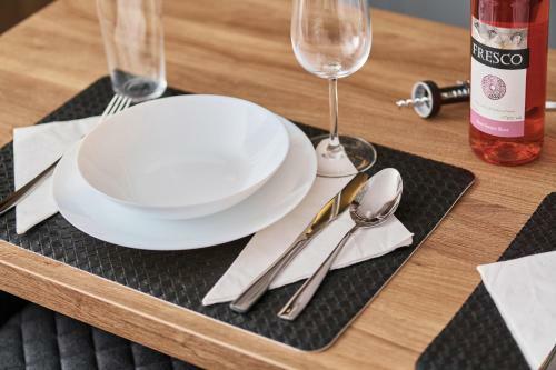 Browary Wroclawskie Apartments By Renters