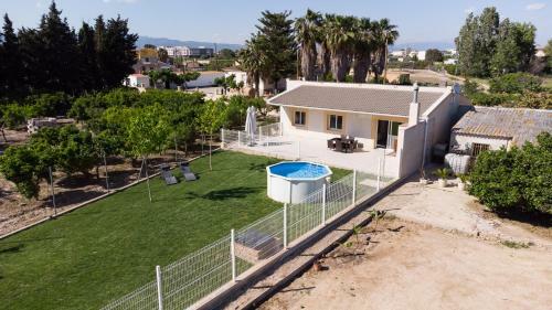 Aimar - Casa En Deltebre Con Jard�n, Piscina Privada Y Barbacoa