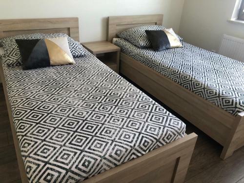 Apartamento Noclegi D?bowy Zak?tek