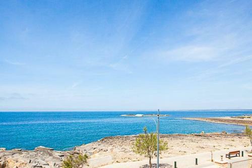 Apartamento A 200 M Del Puerto, Bonanza 15 1c