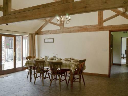 Skimblescott Barn