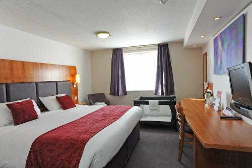 Hotel Berkshire Arms By Good Night Inns