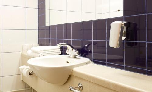 Hotel Berkshire Arms By Good Night Inns