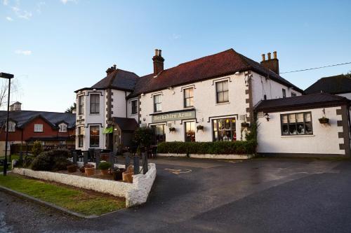 Hotel Berkshire Arms By Good Night Inns