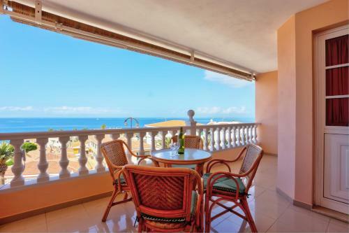 Amazing View Apartment Near The Beach