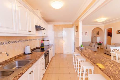 Apartamento Oceanview Penthouse With Jacuzzi