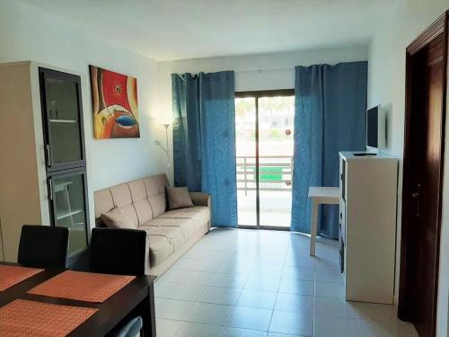 Apartment 100 Meters From The Beach.