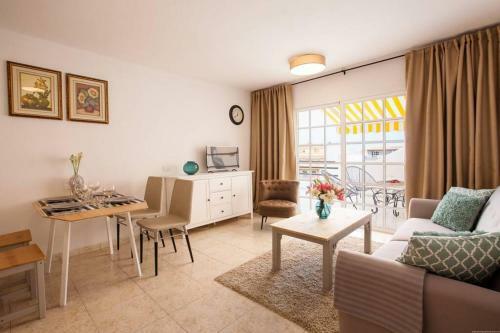 Apartment Laura Playa La Arena
