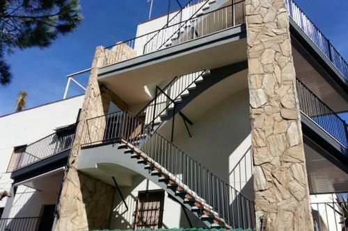 Apartamento Al Lado de La Playa Con Parking Y Jard�n