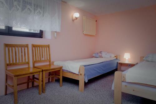 Apartamento Pokoje Go?cinne Mr�z Krystyna