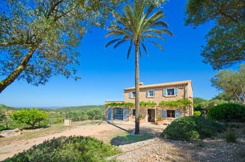 Villa Finca Son Roman�