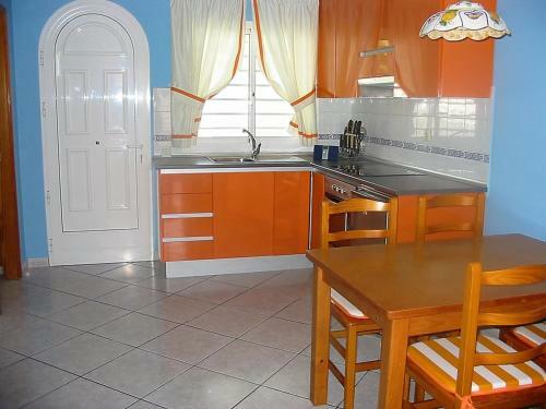 Apartments Near The Beach, With Terrace And Wifi