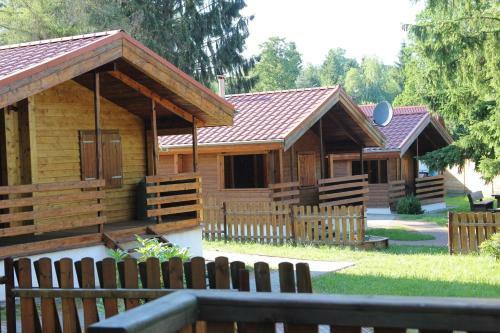 Lodge Domki Nad Jeziorem W Kar?owicach