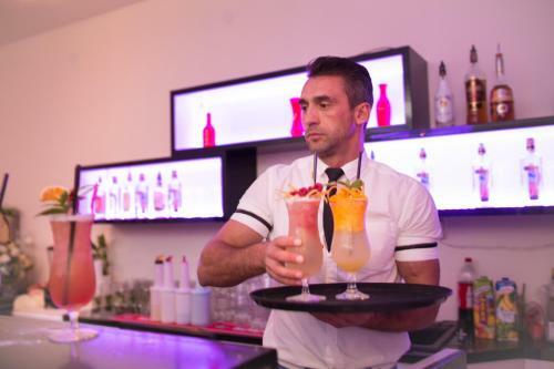 Hotel Go?ciniec Pod Lasem