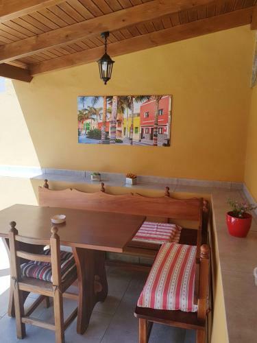 Apartamento Estudio Nuevo Con Ba�o, Cocina Y Gran Terraza
