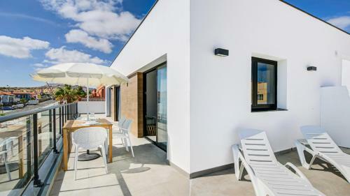 Apartamento Aloha Bay Caleta Penthouses