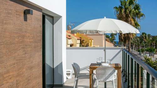 Apartamento Aloha Bay Caleta Penthouses