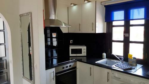 Caleta Holiday Bungalow