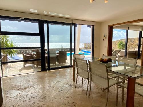 Puerto Calero Seafront Villa