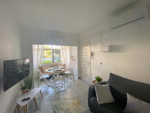 Apartamento 2 Dormitorios Al Lado De La Playa