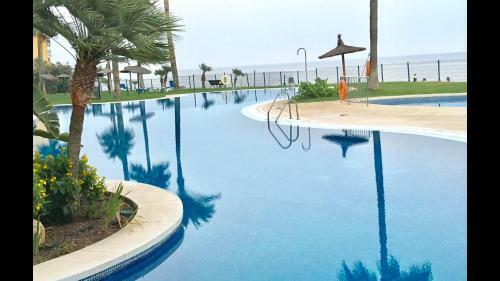 Mi Capricho A17 Beachfront Apartment
