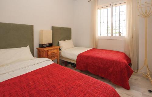 Three-bedroom Apartment In Miraflores