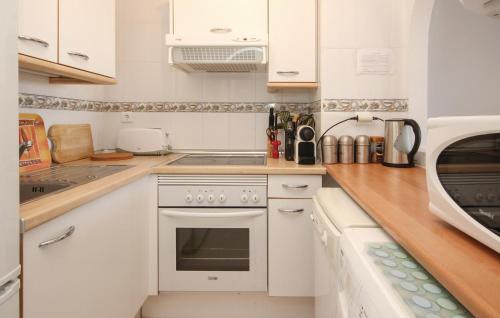 Three-bedroom Apartment In Miraflores