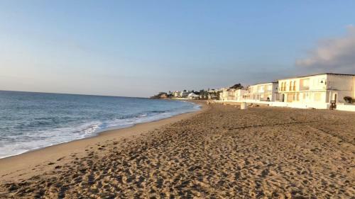 La Cala Beach Home - Few Steps Away From Sandy Beach