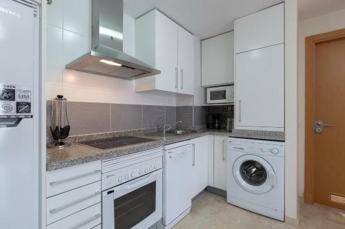 Beautiful Apartement In La Cala De