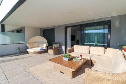 Apartamento Cala Serena Brand New, Private Plunge Pool