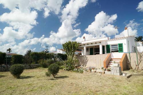 Bini Veca, Casa Unifamiliar Con Jard�n Y Vistas En Binib�cquer