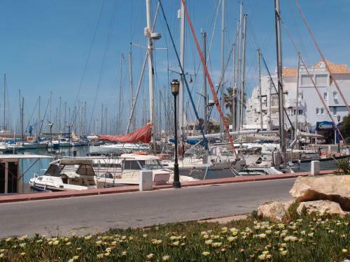 Luxury Apartment In Central Almerimar