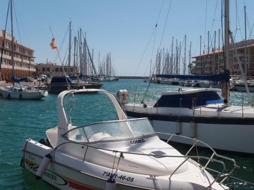 Luxury Apartment In Central Almerimar