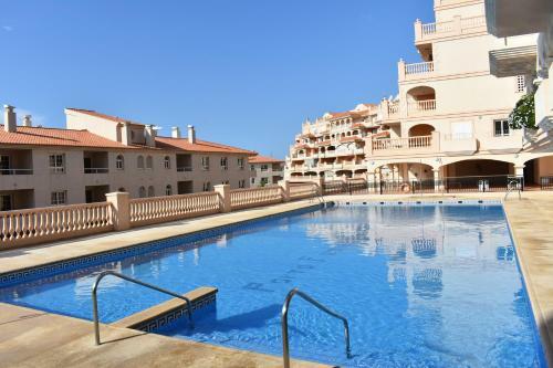 Luxury Apartment In Central Almerimar