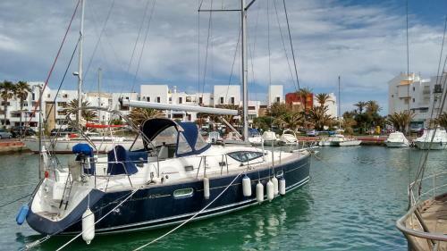 Luxury Apartment In Central Almerimar
