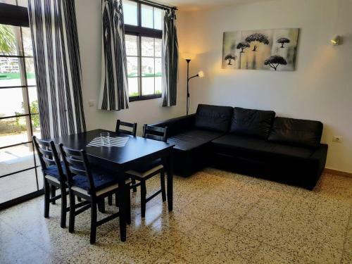 Las Fresas Apartments