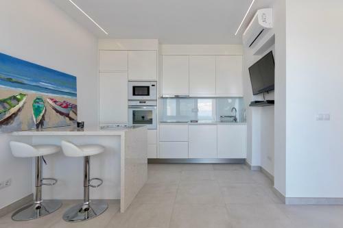 Apartamento Brand New - Ocean Views - Sunset Terrace - Pool