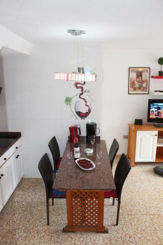 Casa Feliz Con Parking Privado Gratis