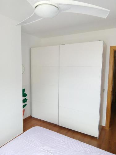 Apartamento Calle Delta Muga 3 Piso 1 Puerta 3