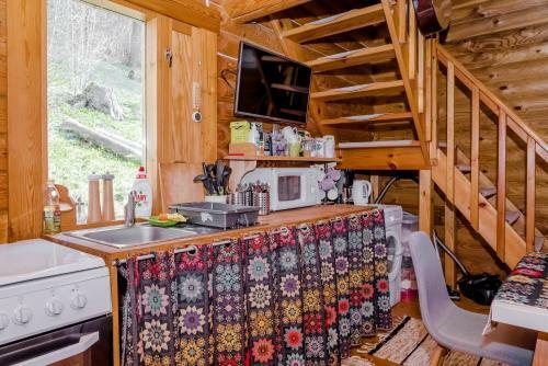 Lodge K�lmam�e Puhkemaja