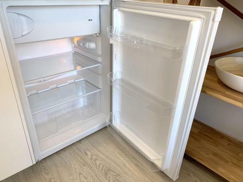 Apartamento 1� Linea De Mar -wifi- Aire Acondicionado