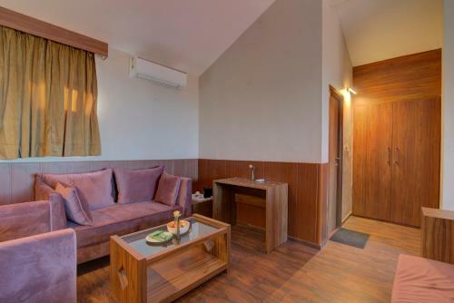 Hotel Tarika Resort & Spa - Chail