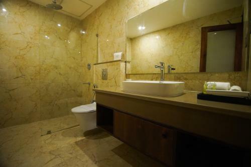 Jp Airport Hotel Kannur