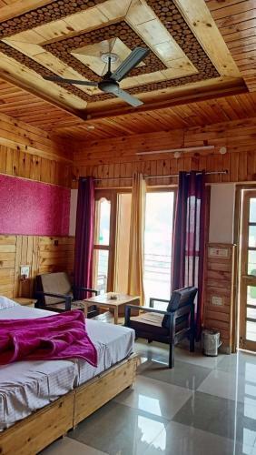 Mountain Shadow Homestay