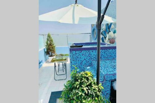 Villa Charming 3bhkgarden Bungalow With Rooftop Jacuzzi
