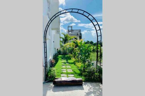 Villa Charming 3bhkgarden Bungalow With Rooftop Jacuzzi