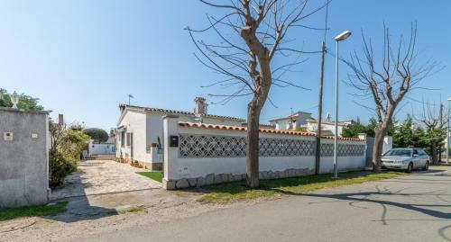 Goldhome - Requesens