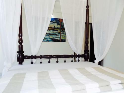 Sun N Sand Apartments, Candolim, Goa