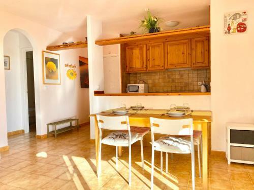 Apartamento Con Jard�n En La Playa De Empuriabrava
