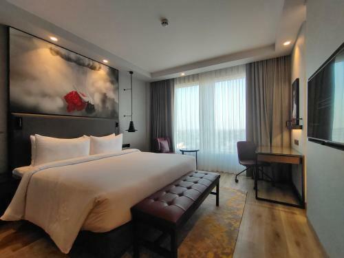 Hotel Radisson Red Chandigarh Mohali